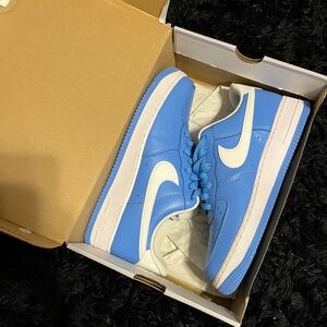 Nike Air Force One University Blue